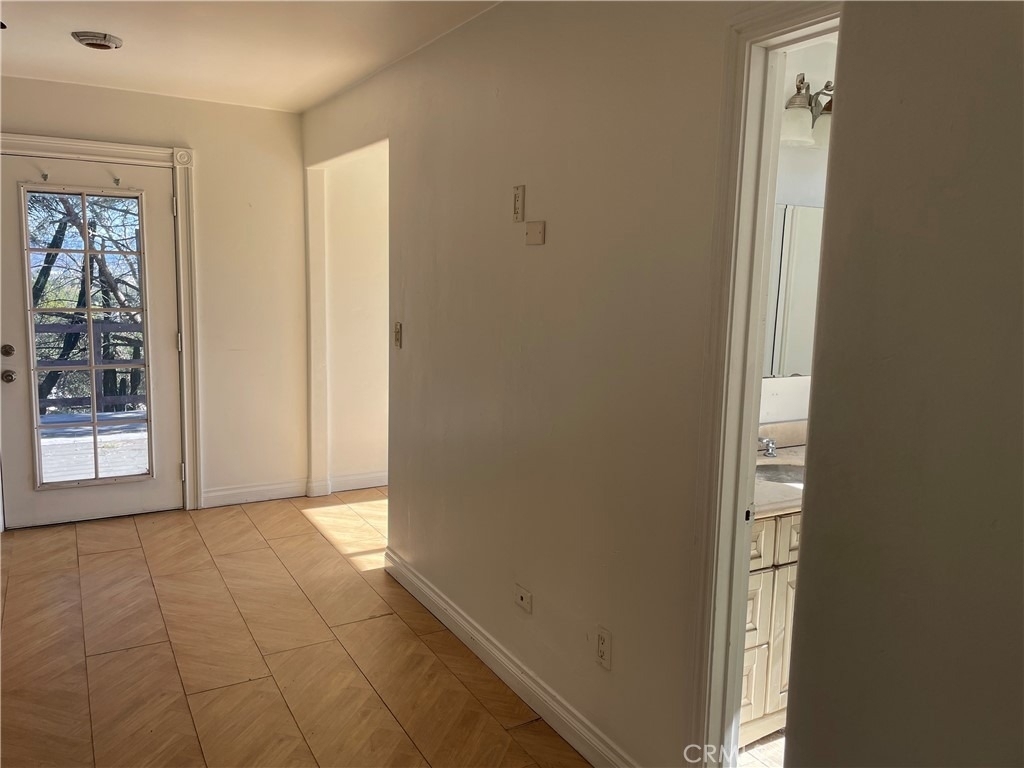 1412 Pine Heights - Photo 10