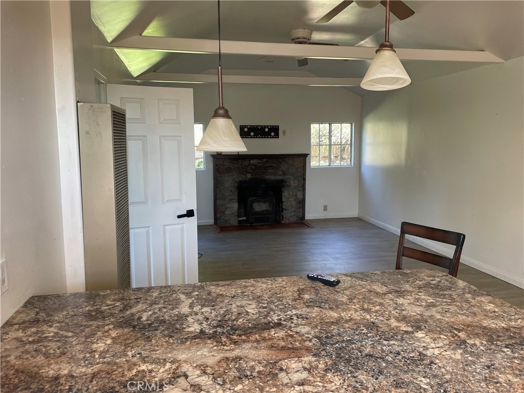1412 Pine Heights - Photo 9