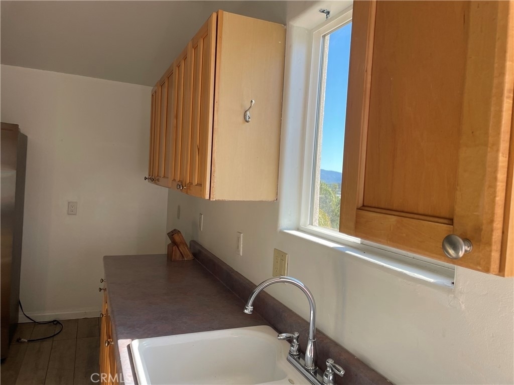 1412 Pine Heights - Photo 7