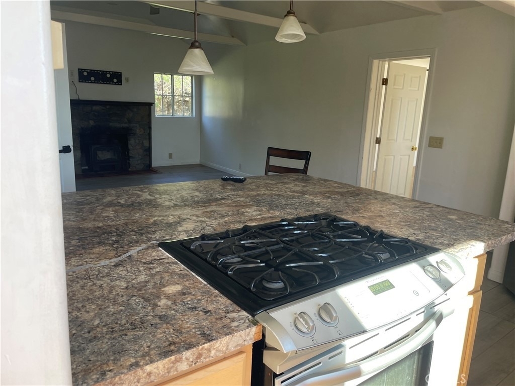 1412 Pine Heights - Photo 8