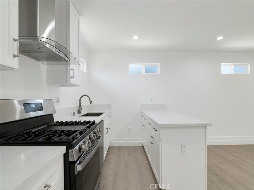 10018 N Aqueduct Ave - Photo 8