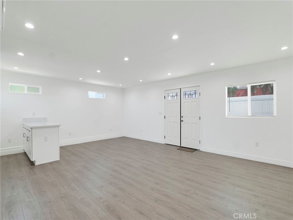 10018 N Aqueduct Ave - Photo 7