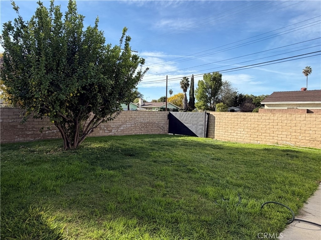 7099 Fallbrook Avenue - Photo 16