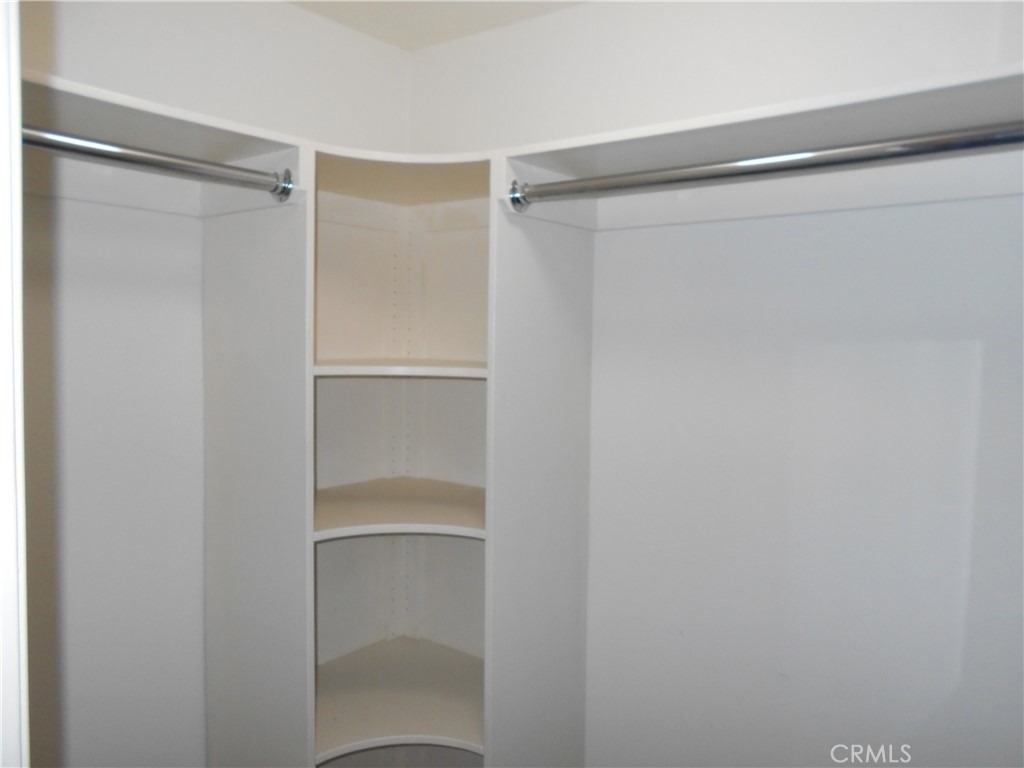 760 W 27th Street - Photo 35