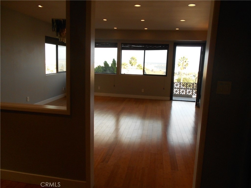 760 W 27th Street - Photo 26