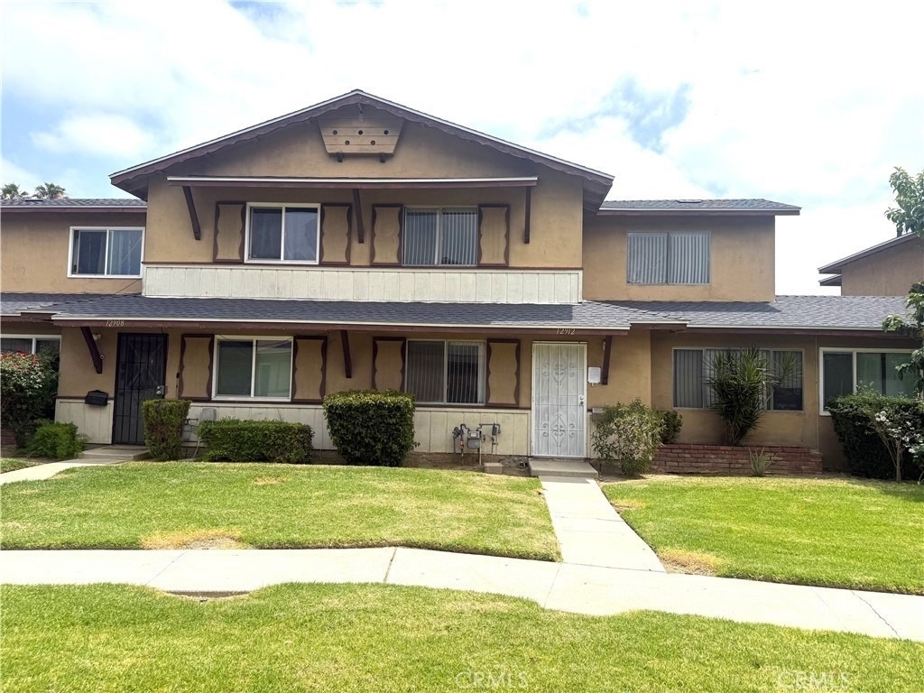 12912 Indian Lane - Photo 0