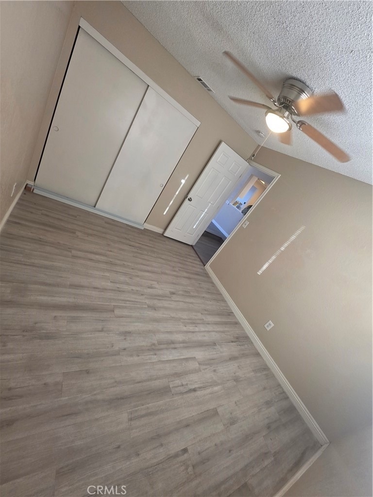 1061 May Ln - Photo 2