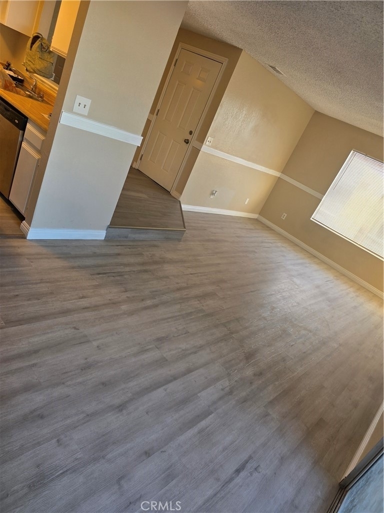1061 May Ln - Photo 1
