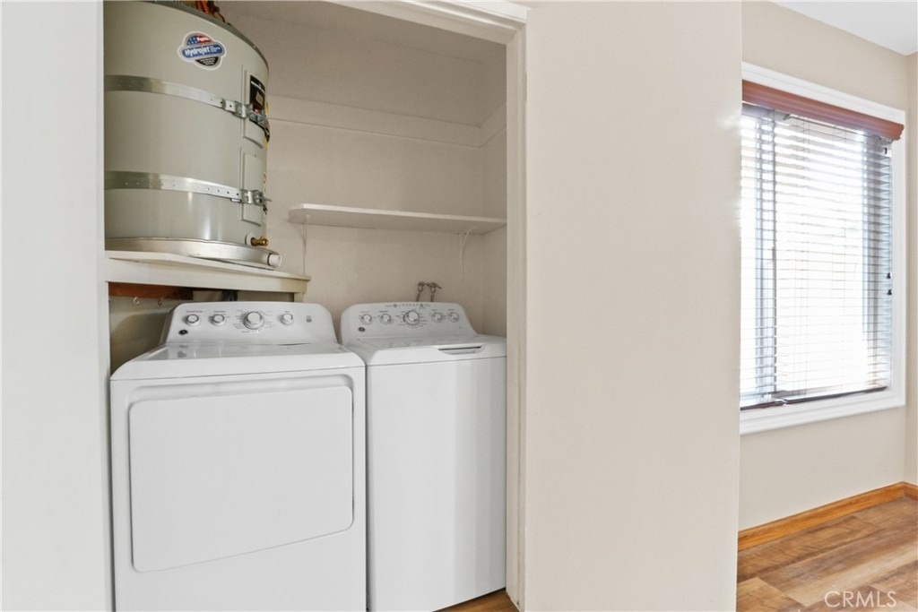 2214 E 2nd Street - Photo 6