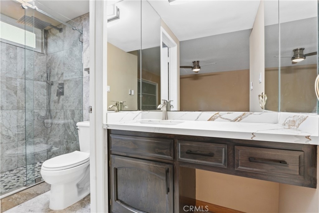 2214 E 2nd Street - Photo 9
