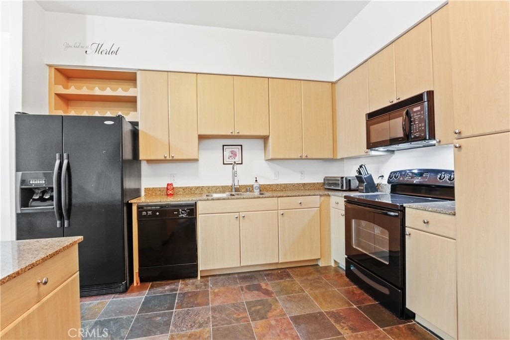 488 E Ocean Boulevard - Photo 2