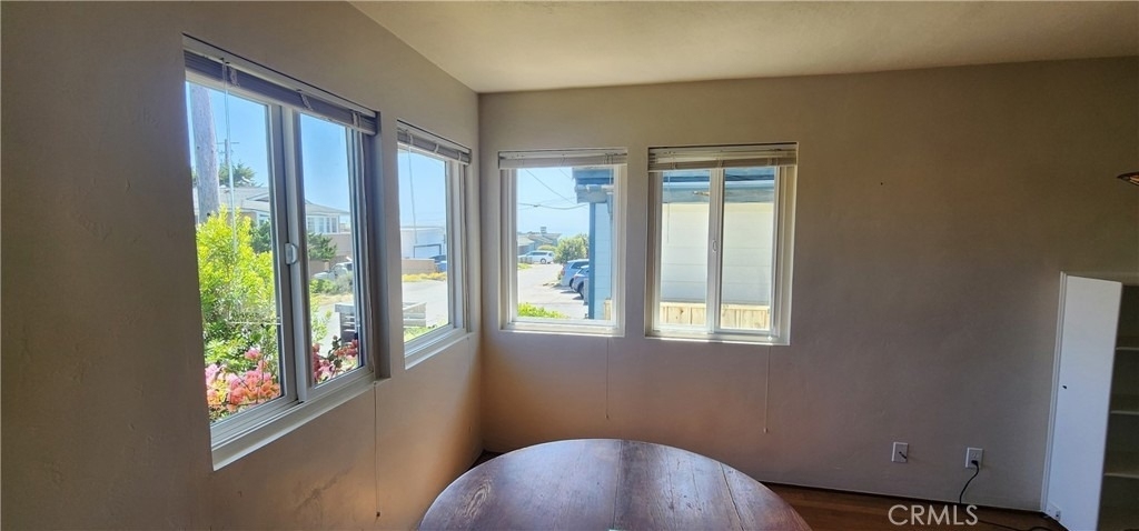 265 Chatham - Photo 13