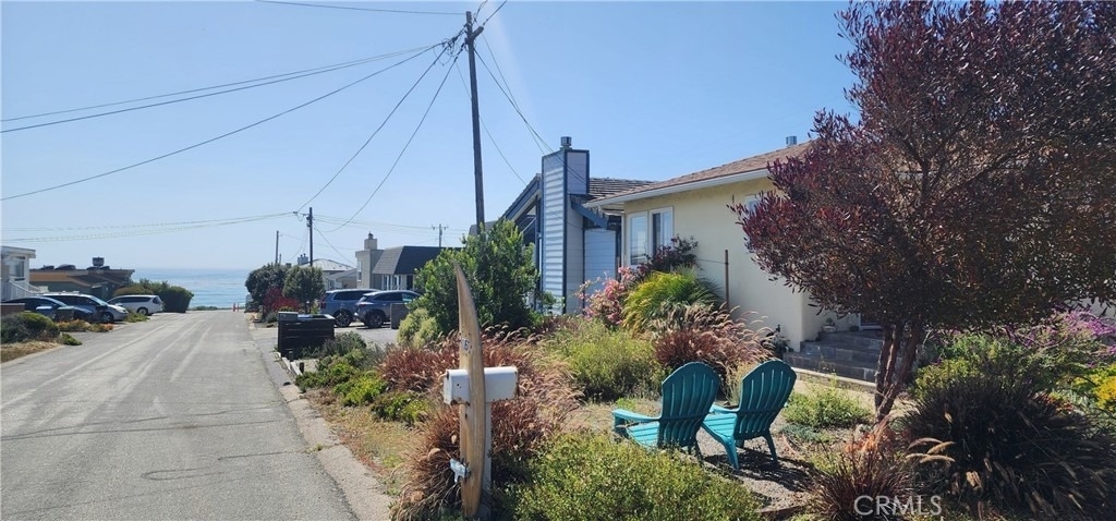 265 Chatham - Photo 2