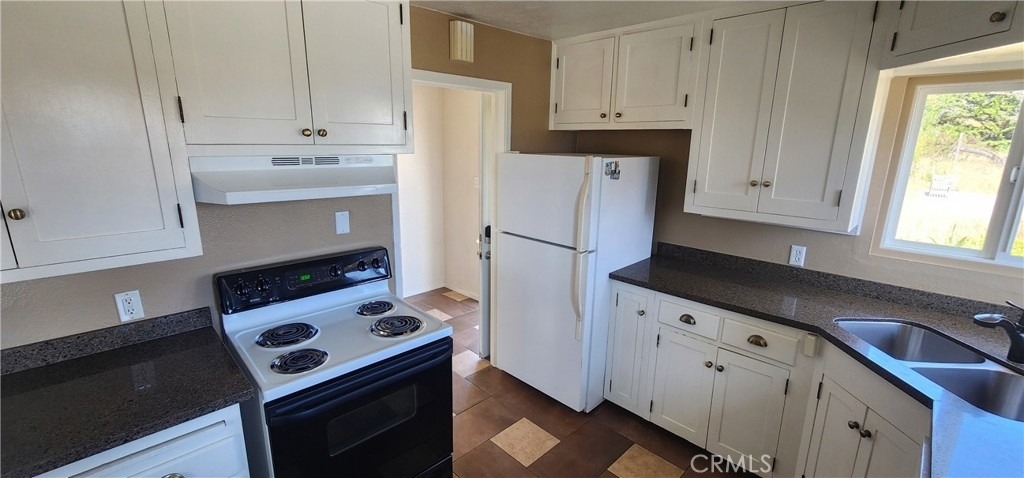 265 Chatham - Photo 9