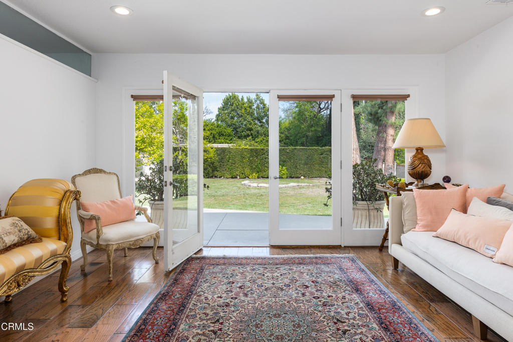 1660 S Oak Knoll Avenue - Photo 7