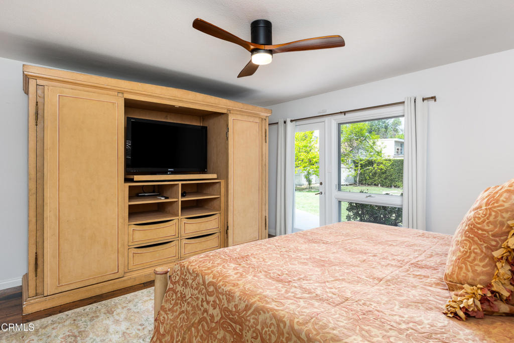 1660 S Oak Knoll Avenue - Photo 17