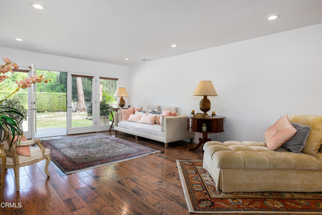 1660 S Oak Knoll Avenue - Photo 6
