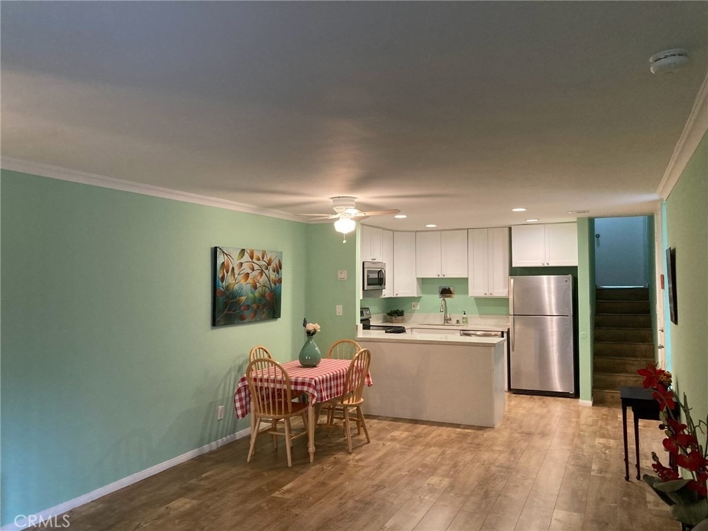 4545 Collwood Boulevard - Photo 7