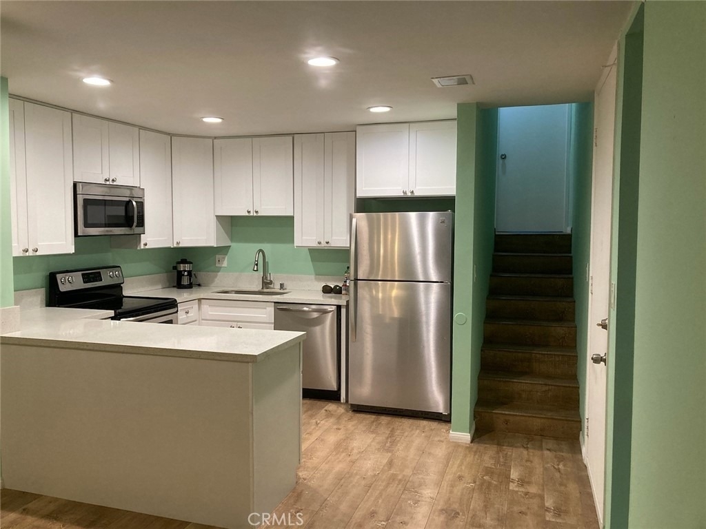 4545 Collwood Boulevard - Photo 2