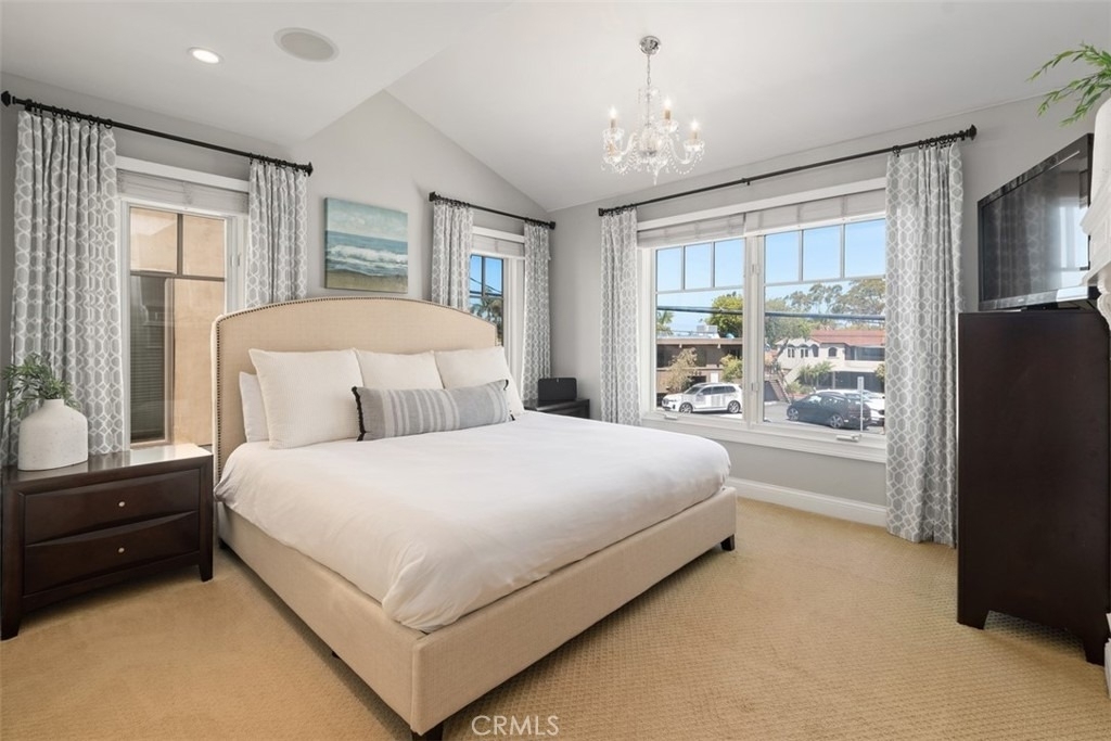 705 1/2 Goldenrod Avenue - Photo 14