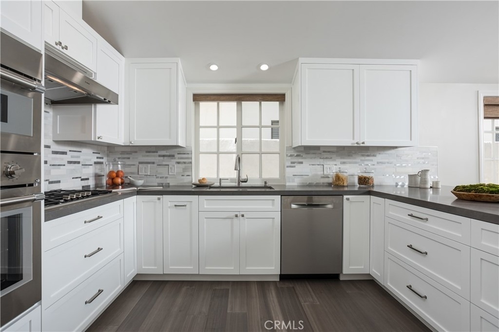 606 36th Street - Photo 9