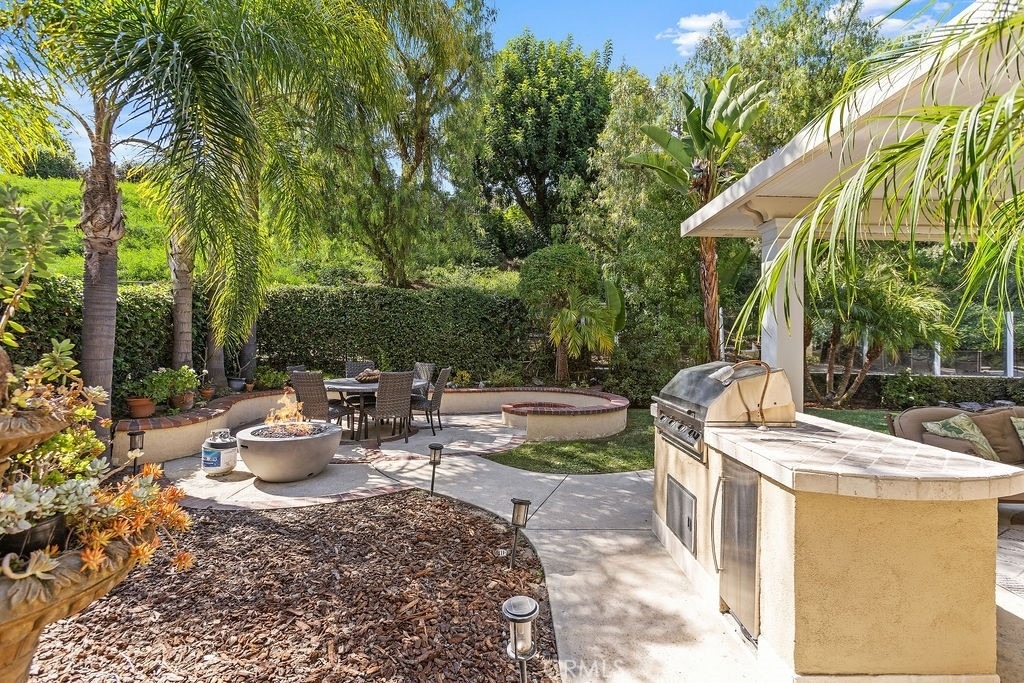25785 Middle Ridge Ln - Photo 15