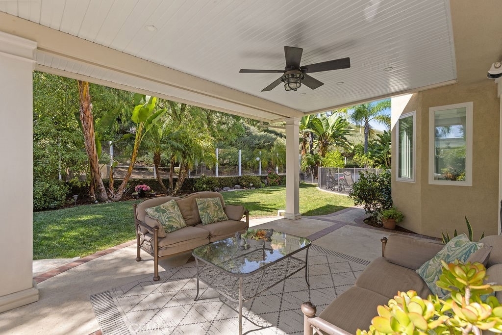 25785 Middle Ridge Ln - Photo 17