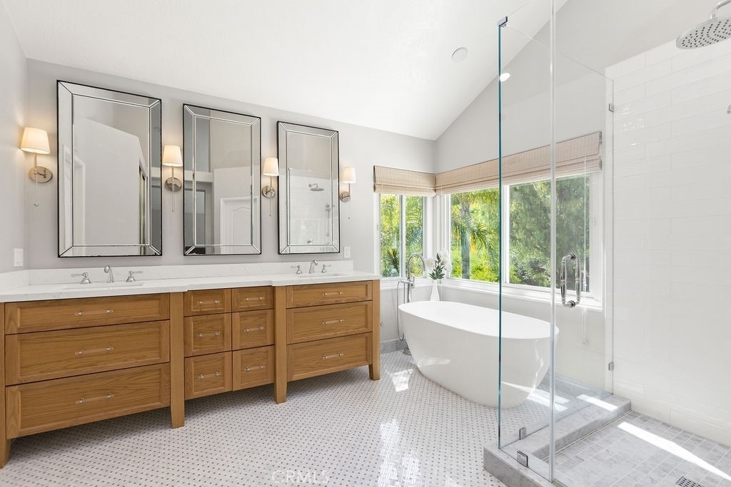 25785 Middle Ridge Ln - Photo 23