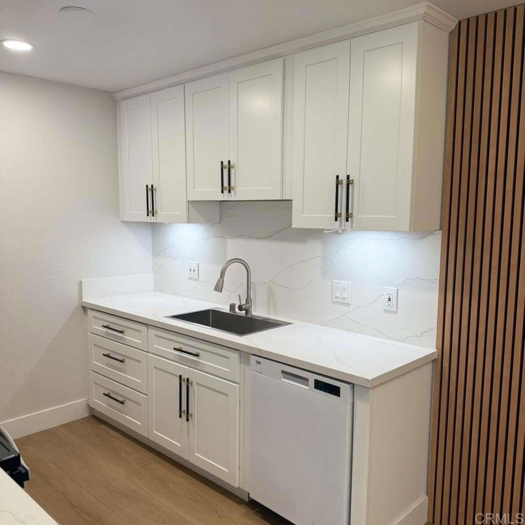 9586 Carroll Canyon Road - Photo 14