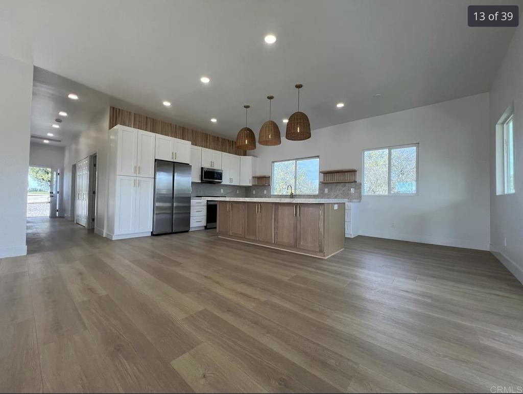 1533 Avohill Drive - Photo 4