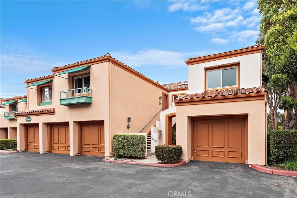 408 Villa Point - Photo 24
