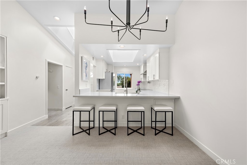 408 Villa Point - Photo 5