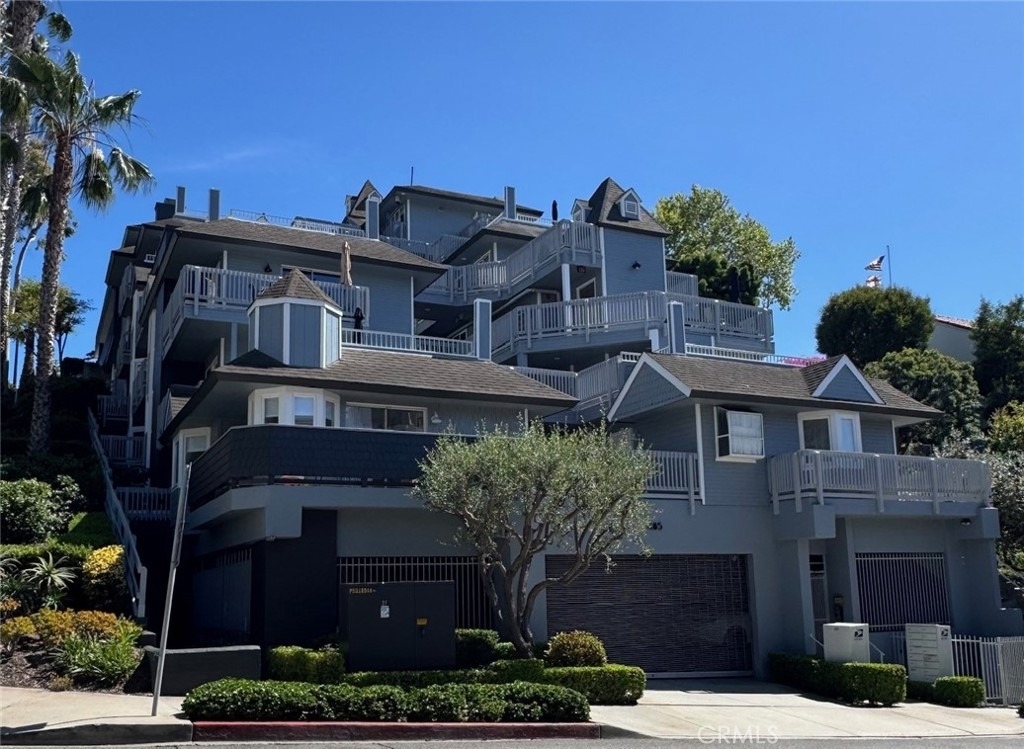 485 Mermaid Street - Photo 0