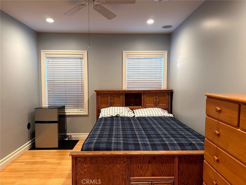 1320 Cedar Street - Photo 2