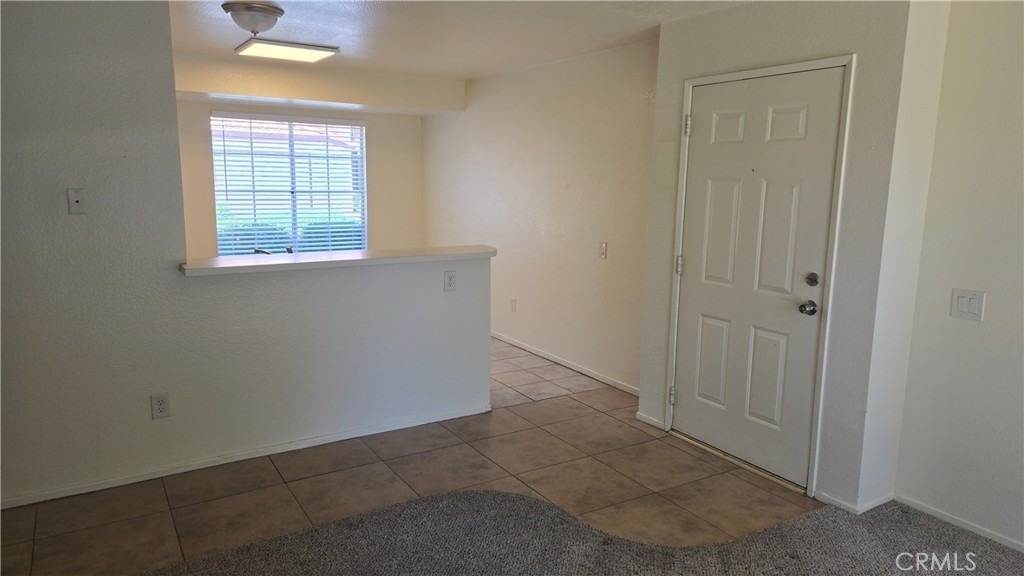 1365 Crafton - Photo 4