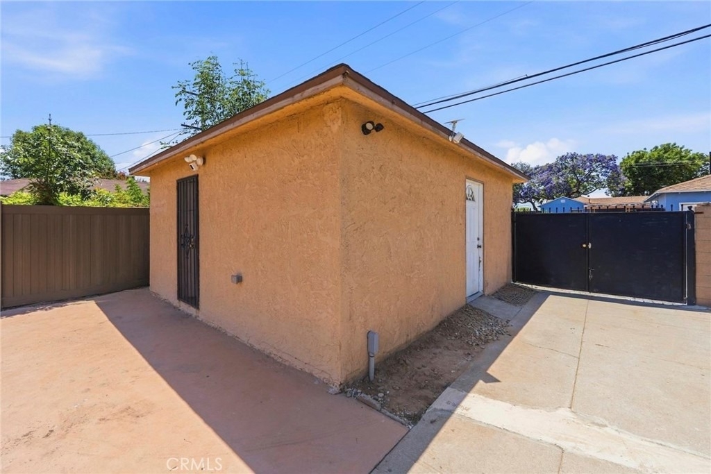 13339 Crocker - Photo 30
