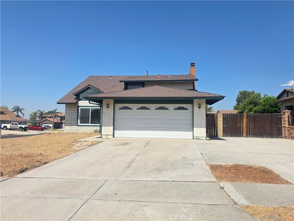 7492 Eugenia - Photo 1