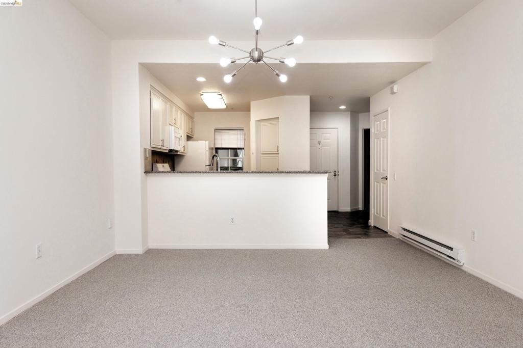 220 Caldecott Ln - Photo 8