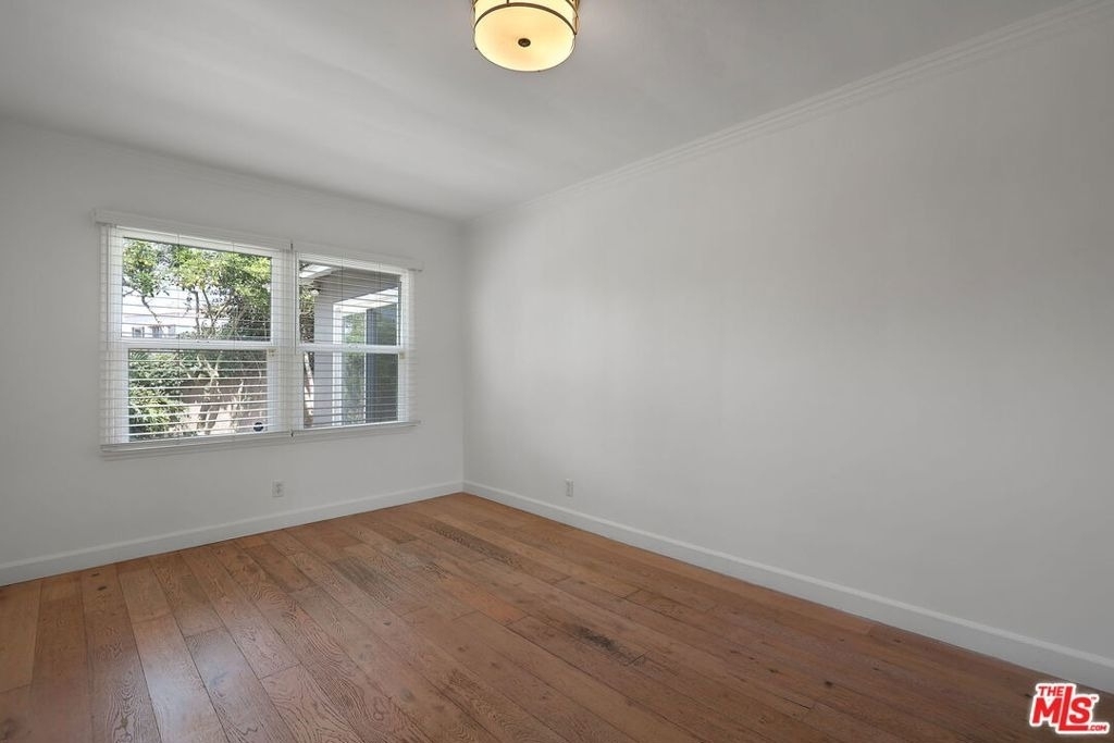 2884 Dunleer Place - Photo 14