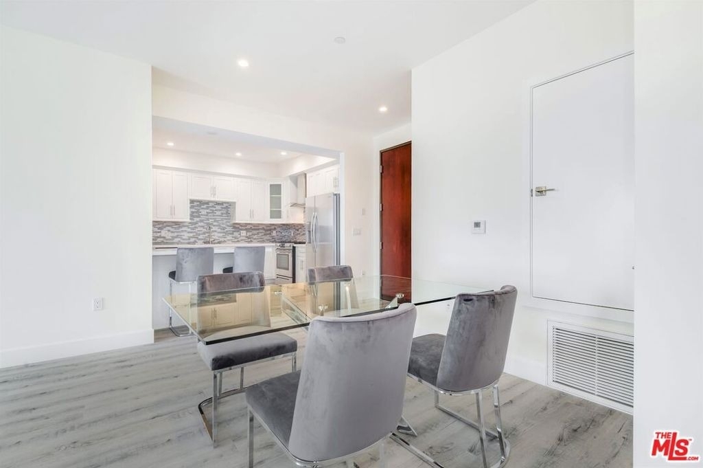 1237 S Holt Avenue - Photo 22