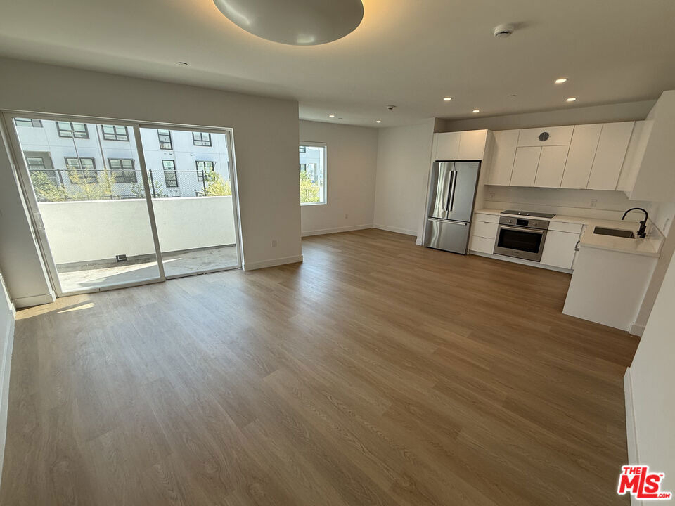 1130 N Orange Drive - Photo 3