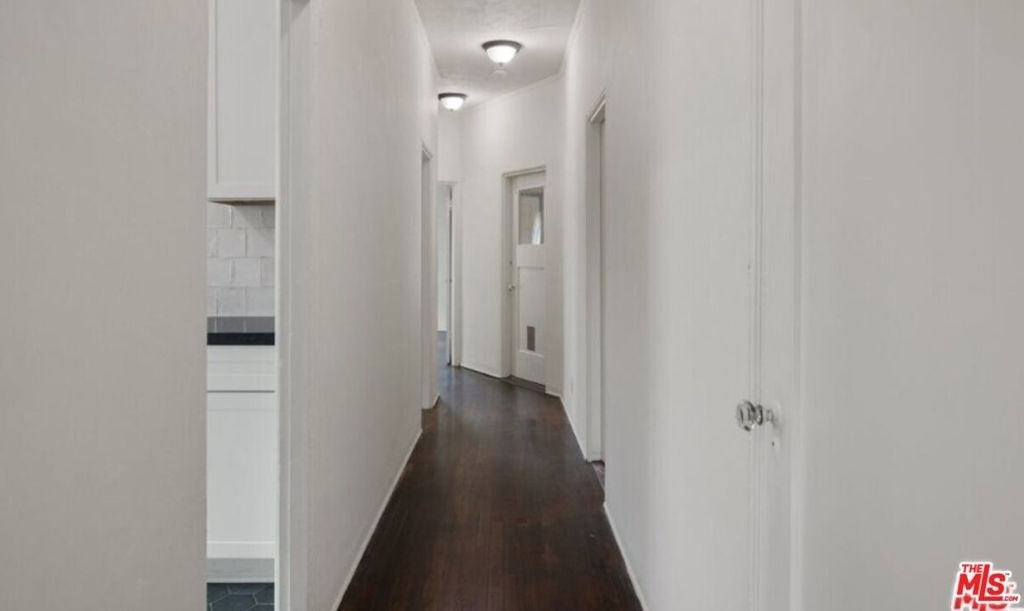 409 N Curson Avenue - Photo 6
