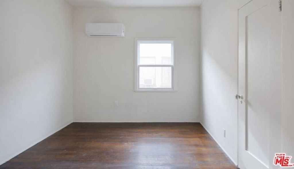 409 N Curson Avenue - Photo 8
