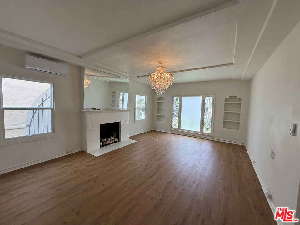 211 S Arnaz Drive - Photo 8