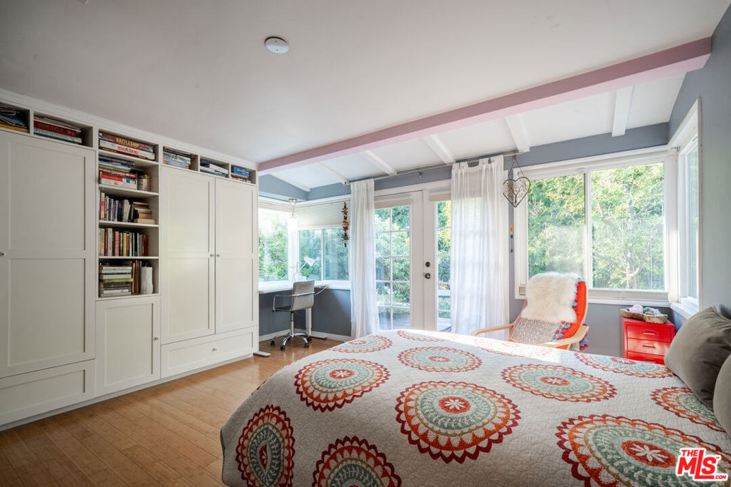 17401 Londelius Street - Photo 26