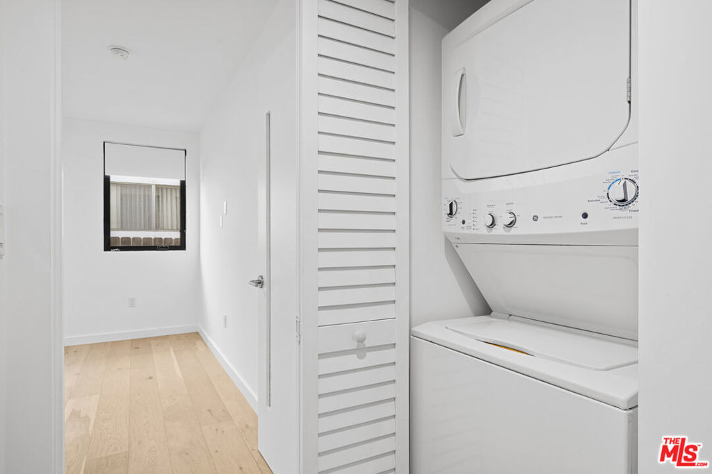 11795 Gateway Boulevard - Photo 4
