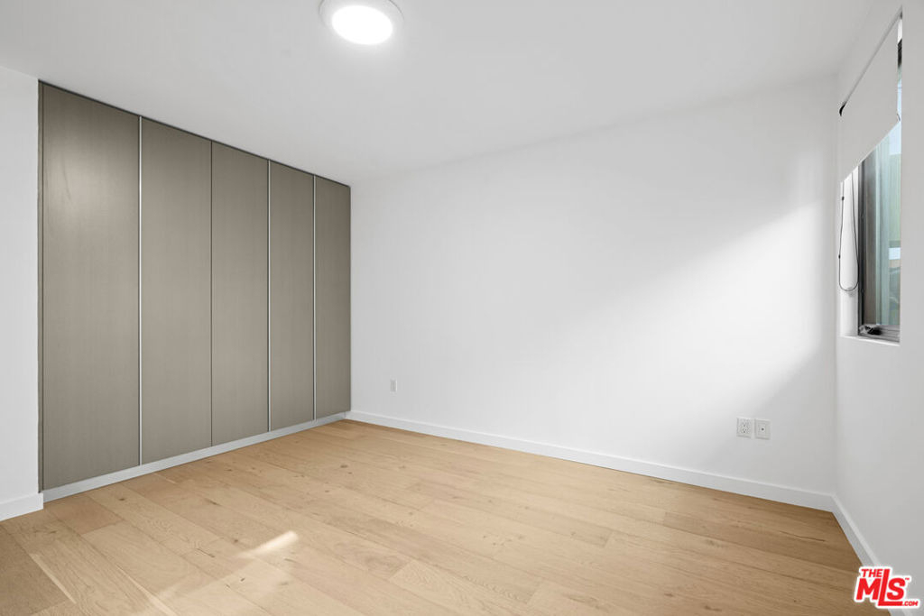 11785 Gateway Boulevard - Photo 12