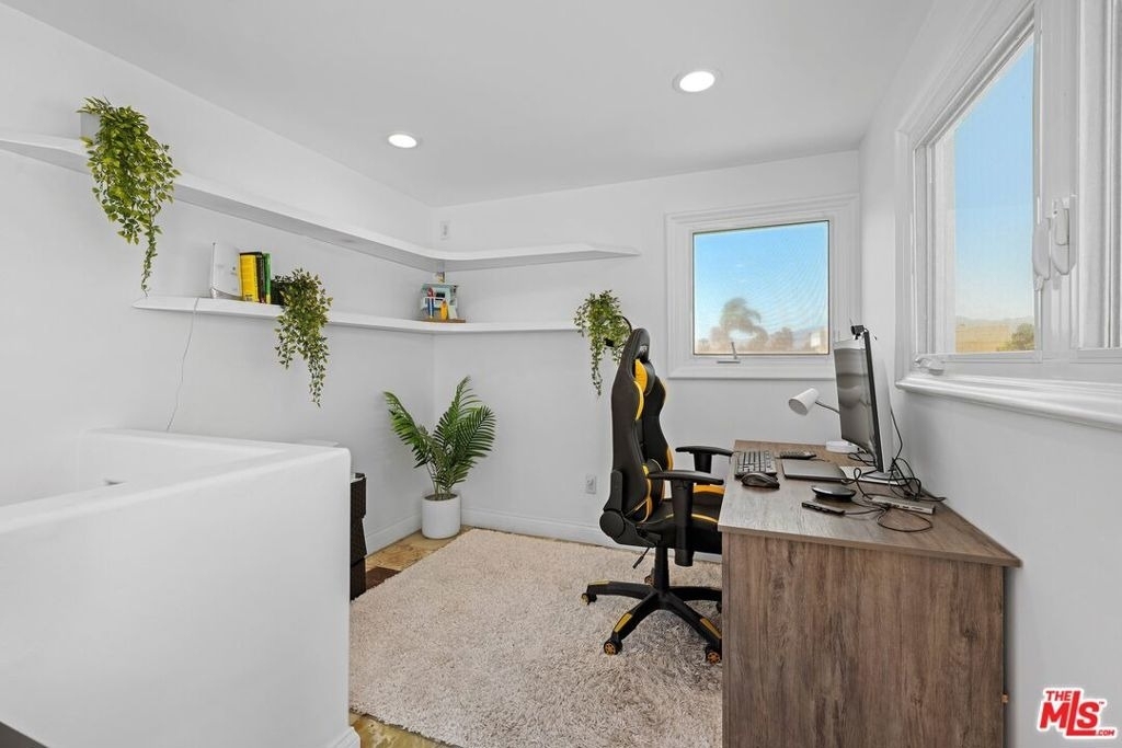 718 Lincoln Boulevard - Photo 26