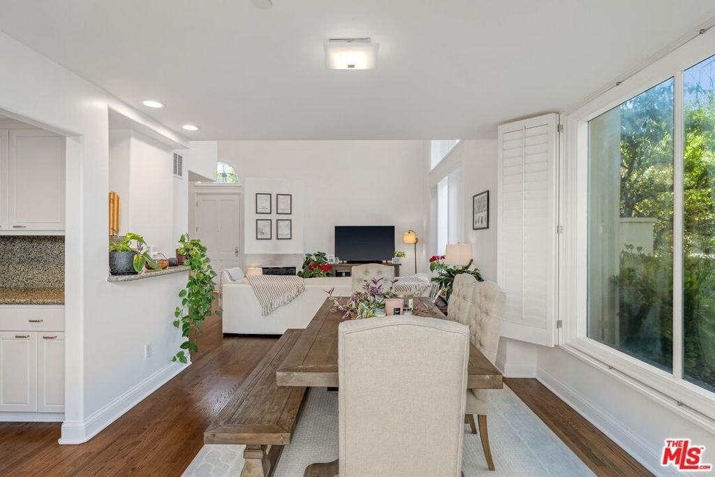 718 Lincoln Boulevard - Photo 8