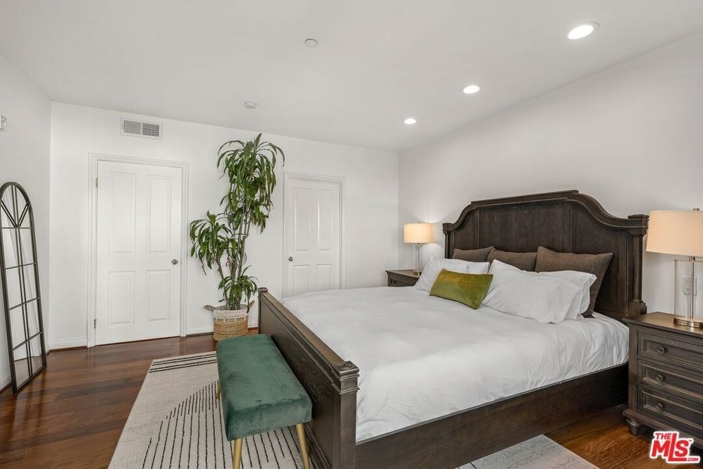 718 Lincoln Boulevard - Photo 22